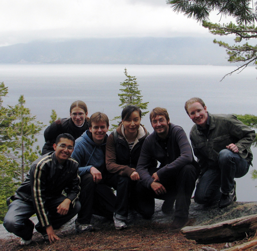 SIAM_SDM2009.JPG - SIAM SDM 2009 (Josue, Marisa, Florian, Wei, Frederik, and Markus in Lake Tahoe)